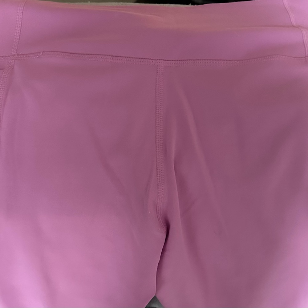 Fabletics, pink, 7/8 cropped,legging BNWT, size medium - Picture 2 of 4